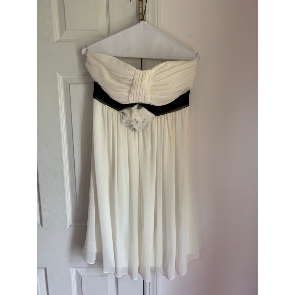 Max and Cleo strapless white dress with a rosette